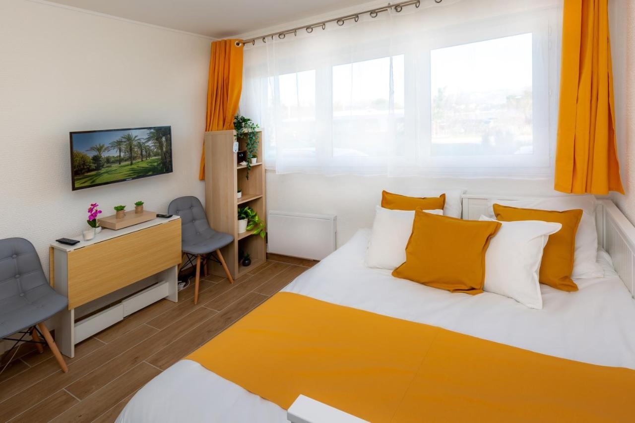The Sunshine- Cozy-Sea View - Beach- Host Provence ลาแซน-ซูร์-แมร์ ภายนอก รูปภาพ